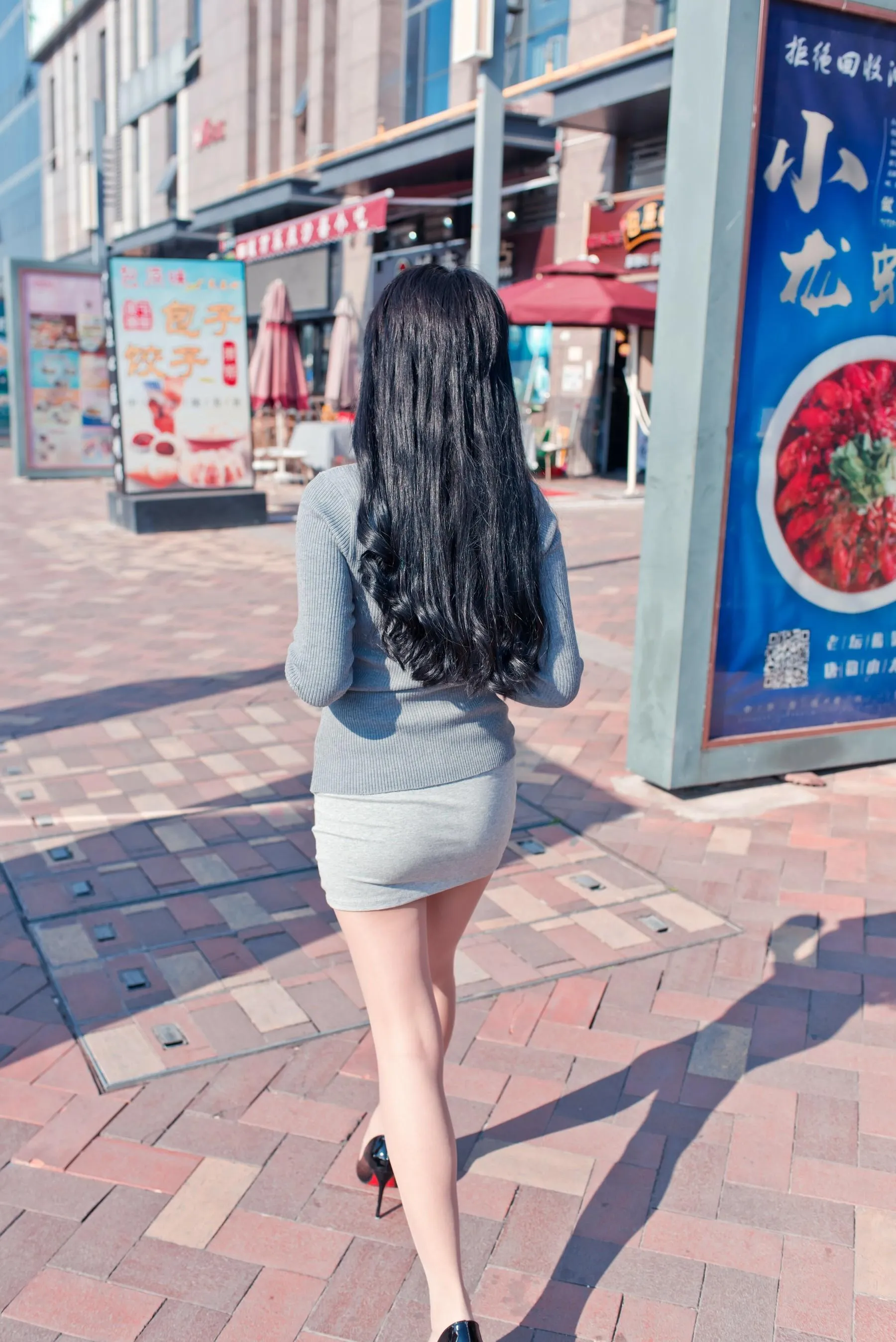 [魔镜街拍] NO.090 短裙肉丝黑高跟鞋外拍 [269P]插图9